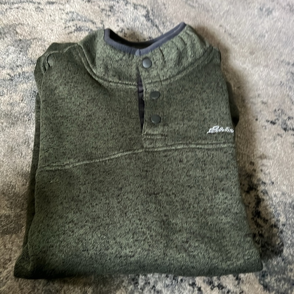 Eddie Bauer olive green sweater size XL. No rips, tears or stains.